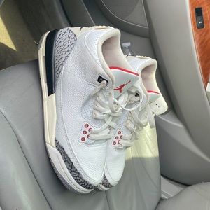 JORDAN 3 “WHITE CEMENT”